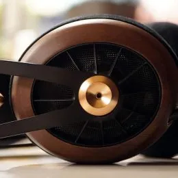 ⁦אוזניות חוטיות Meze Audio 109 PRO⁩ – תמונה ⁦3⁩