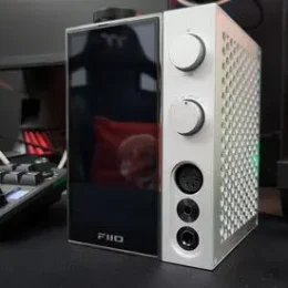 ⁦נגן מדיה סטרימר ומגבר אוזניות דגם FiiO R9⁩ – תמונה ⁦5⁩