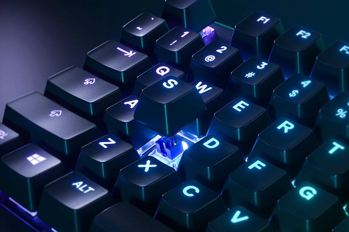 STEELSERIES מקלדת גיימרים Apex 5 US LED – תמונה 6