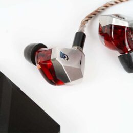 ⁦Campfire Grand Luna אוזניות פרימיום IEM היברידיות עם דרייבר פלאנר מגנטי⁩ – תמונה ⁦4⁩