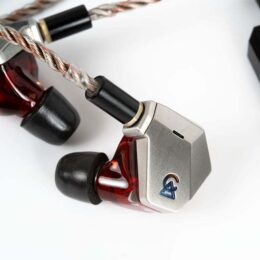 ⁦Campfire Grand Luna אוזניות פרימיום IEM היברידיות עם דרייבר פלאנר מגנטי⁩ – תמונה ⁦5⁩